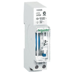 Programador Horario Analógico IH Diario 24 Horas 230V, 50-60Hz de Marca Schneider de Linea Acti 9 IH (15336) con Intervalo minímo de conmutación 15min, Reserva de Marcha 100h y Salida 16A Para Carga Resistiva Pura a 220VAC.