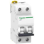 Interruptor termomagnético bipolar iK60N de la marca Schneider Electric con corriente nominal de treinta y dos amperios y curva C. El código de referencia es A9K24232.